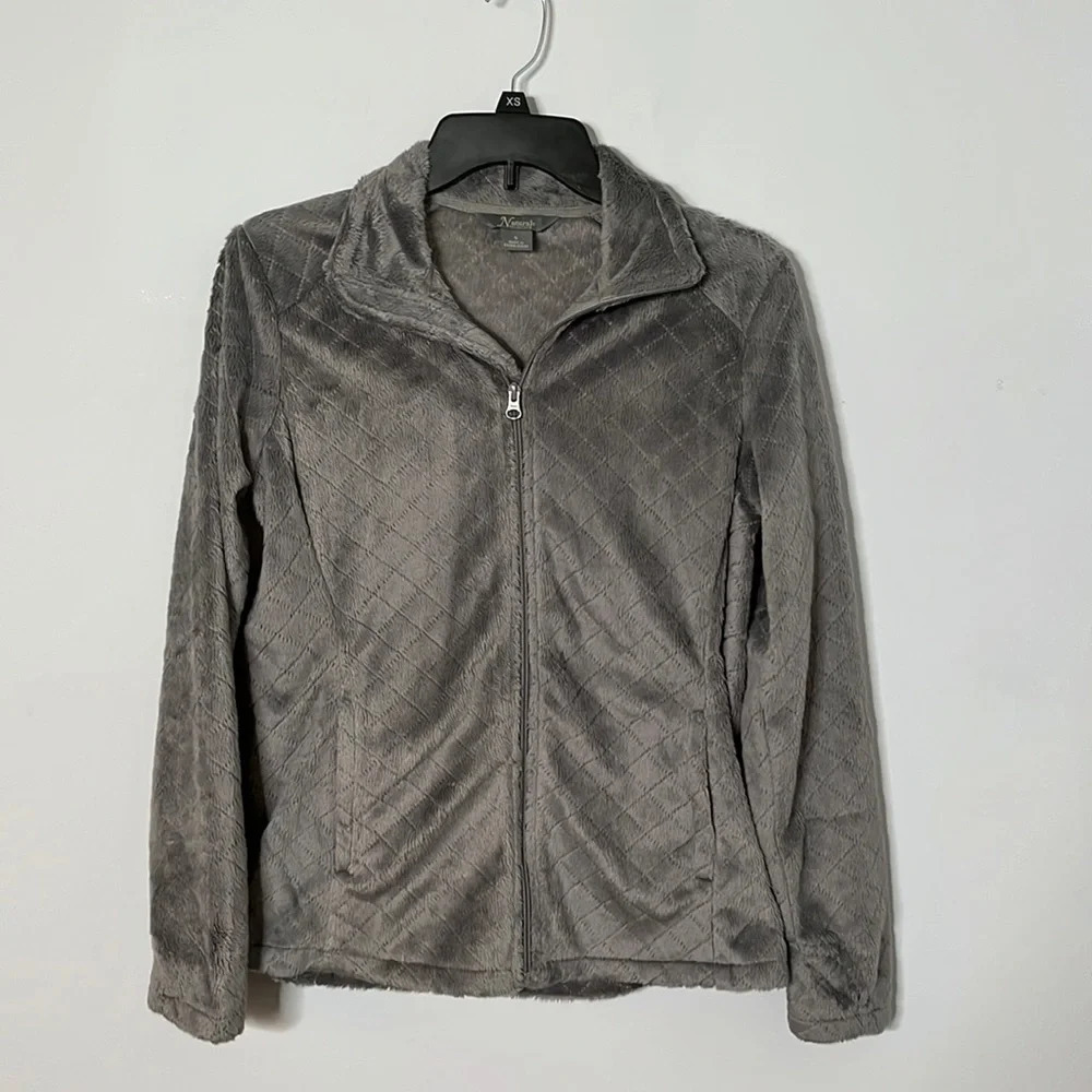 Natural Reflections Gray Fleece Quilted Full Zip Jacket